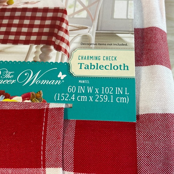 The Pioneer Woman Charming Check Tablecloth - Picture 2 of 4
